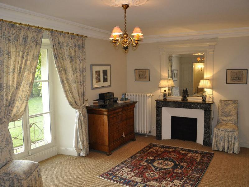 Bed And Breakfast - Chateau Du Vau Ballan-Mire Room photo