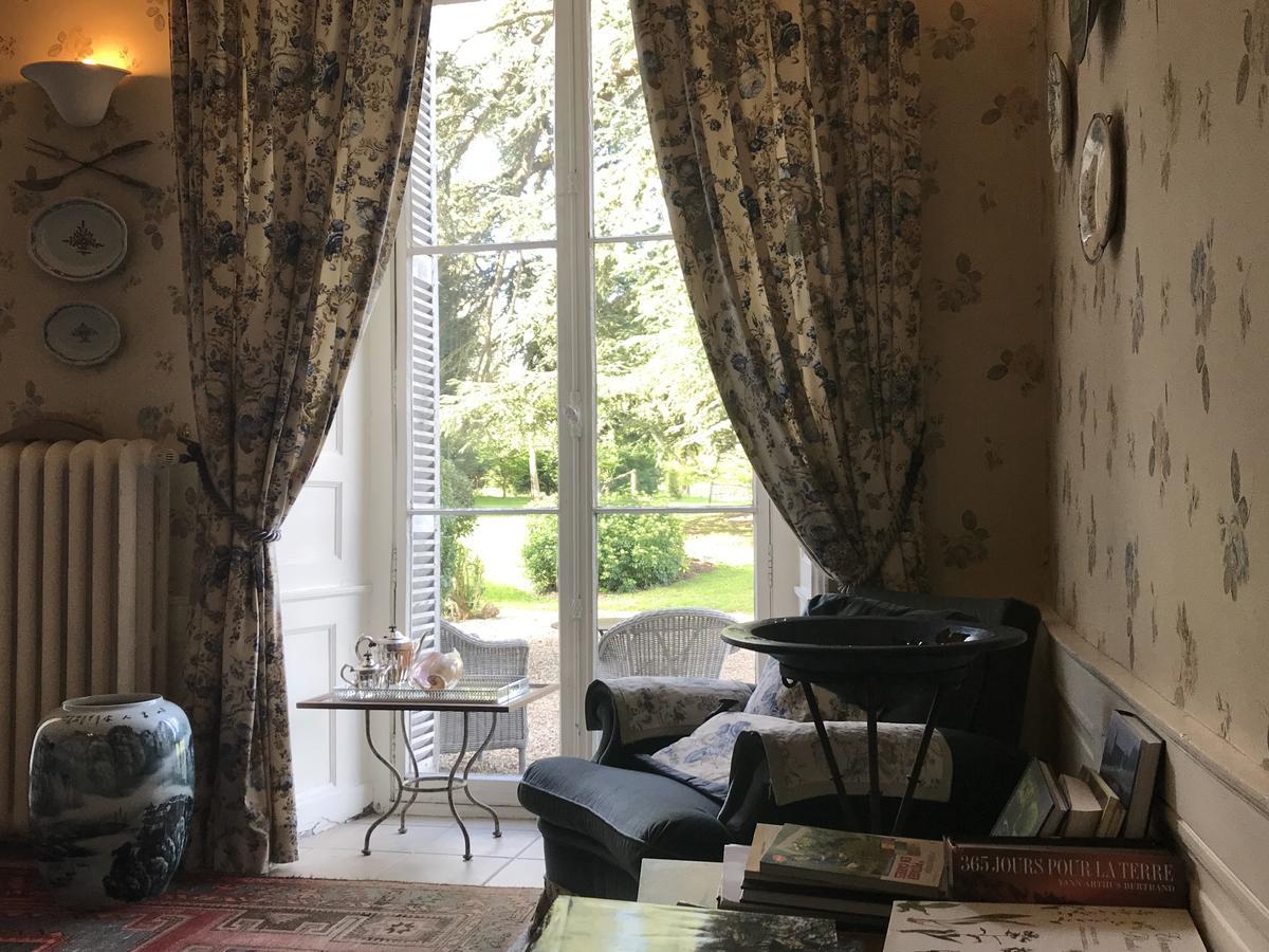 Bed And Breakfast - Chateau Du Vau Ballan-Mire Exterior photo